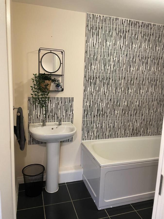 Modern 2 Bed Apartment, With Countryside Views! Soham Exterior photo